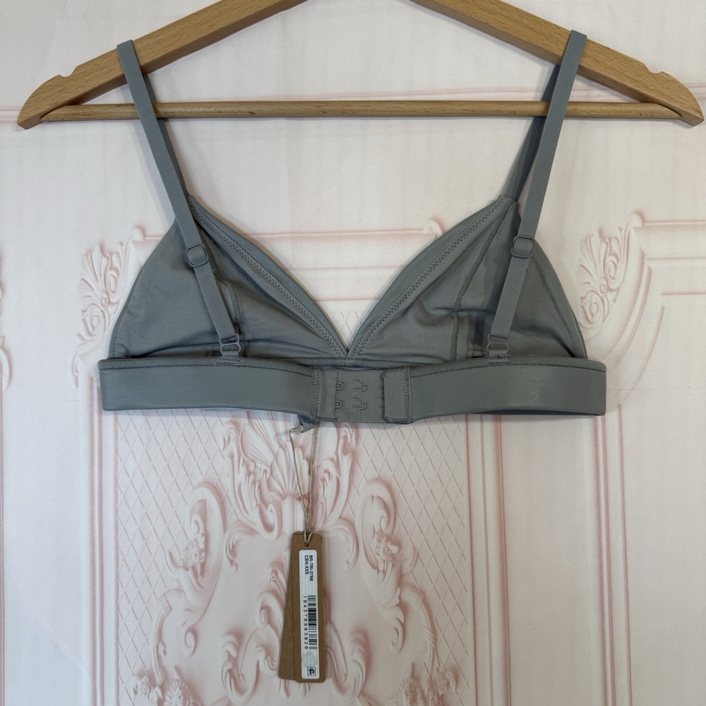 SKIMS Faux Leather Triangle Bralette Cinder Grey BR-TRI-2768 Womens Size XXS NWT - Picture 4 of 10